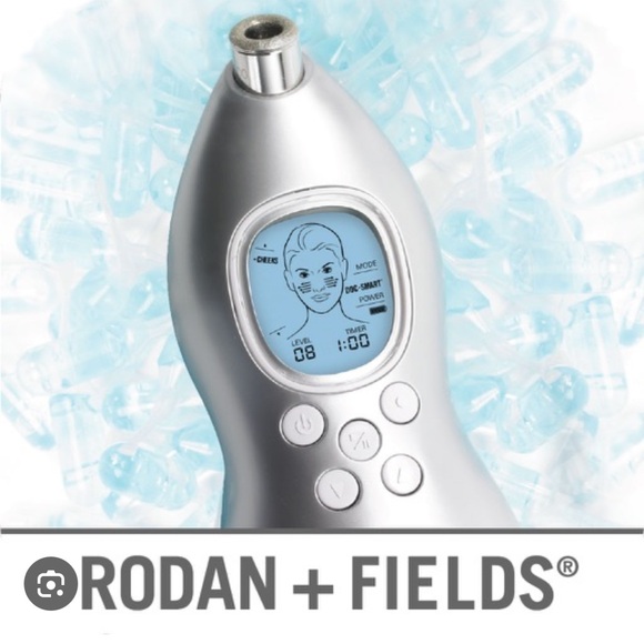 NEW Sealed In Box.Facial Exfoliator. Rodan and Fields Macro...